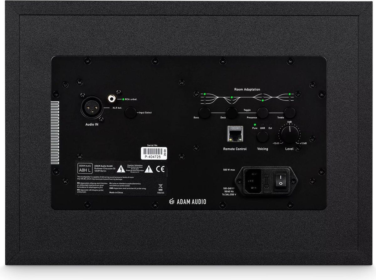 La face arri&egrave;re du monitor Adam Audio A8H (Droite)