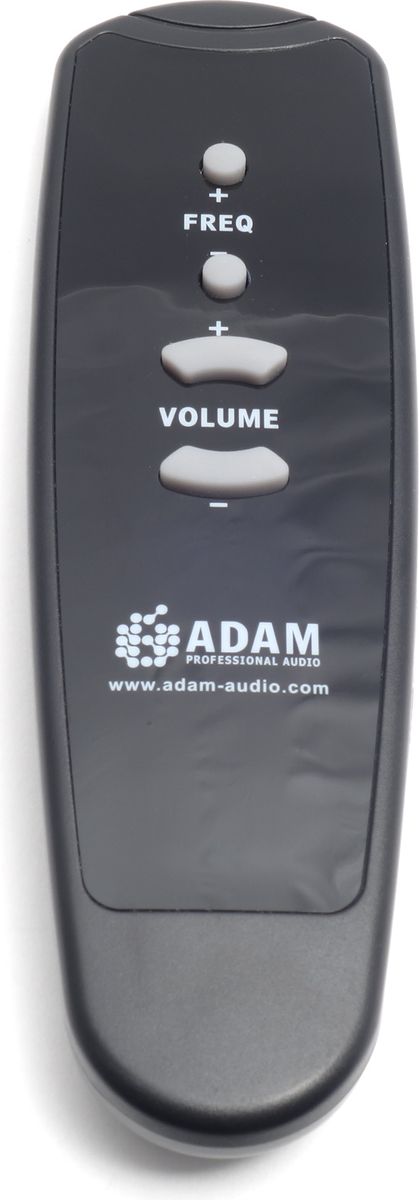 La t&eacute;l&eacute;commande du caisson de basse Adam Audio Sub8 pour le monitoring