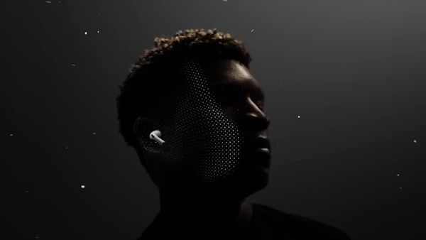 Écouteurs True Wireless Apple Airpods Pro (2e génération - USB-C) Écouteurs True Wireless Apple Airpods Pro (2e génération - USB-C) : mise en situation