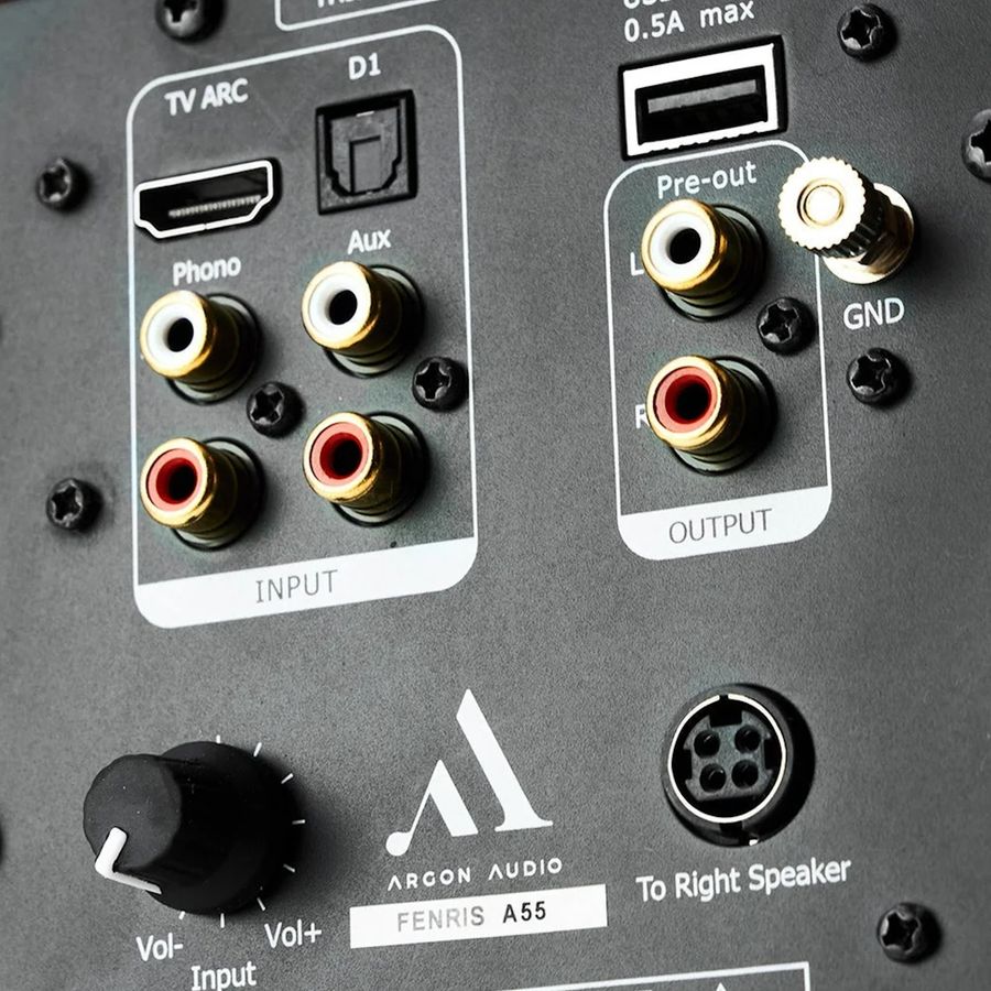 Connectique HDMI ARC, optique, RCA et phono des enceintes Argon Audio Fenris Active A55.
