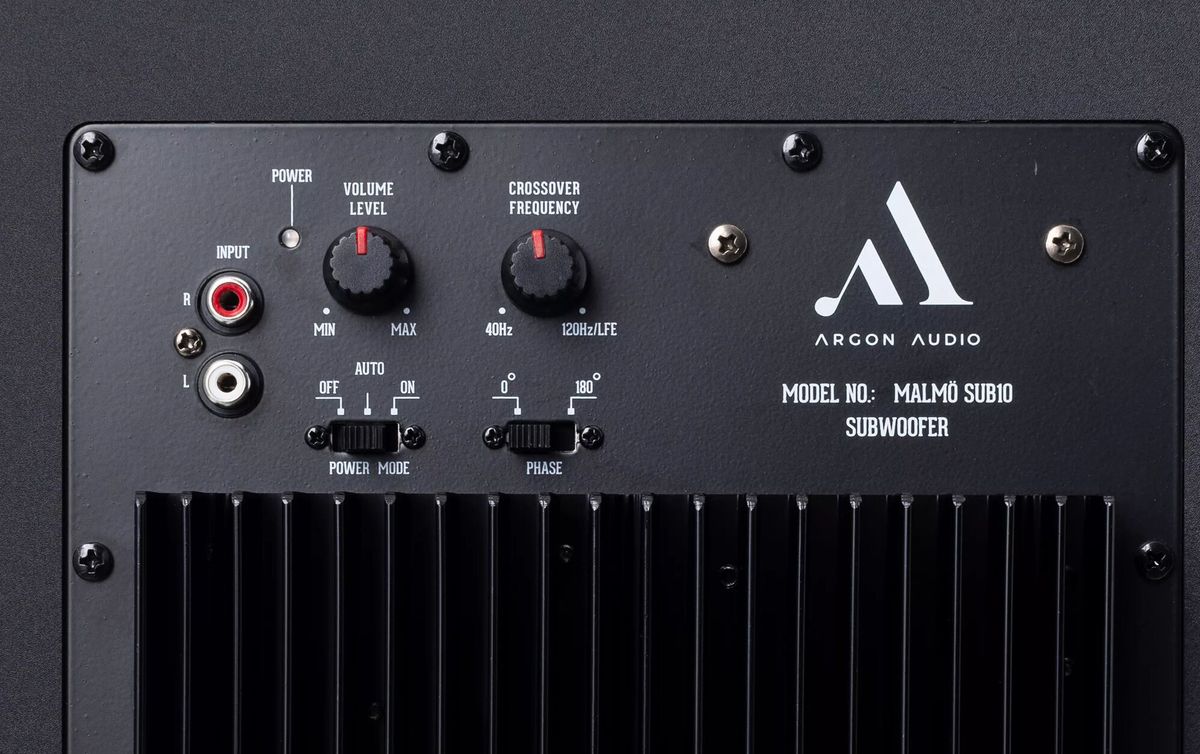 Connectique du caisson de basses Argon Audio Malmö Sub 10