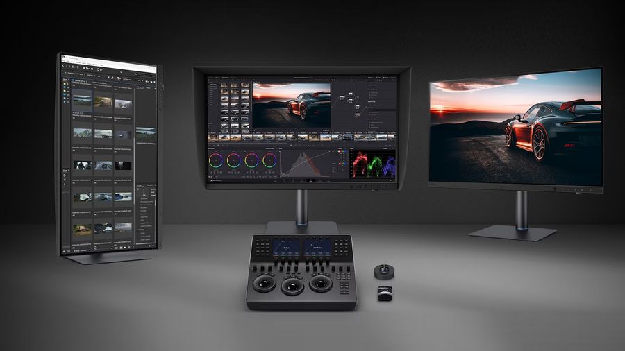 Moniteur professionnel BenQ Creative Pro PV3250U avec pied r&eacute;glable et cache anti-&eacute;blouissement