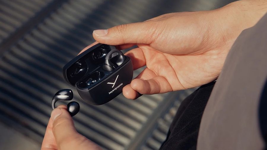 Écouteurs Beyerdynamic Amiron Zero avec Bluetooth 5.4, appairage rapide et compatibilité SBC/AAC.