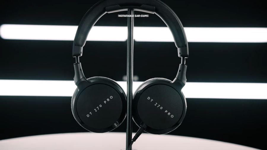Le casque monitoring Beyerdynamic DT 270 PRO, léger et confortable, idéal pour un usage prolongé en studio.