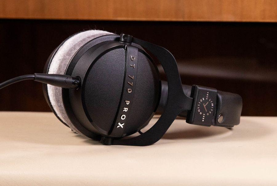 Casque hi-fi Beyerdynamic DT 770 Pro X : mise en situation