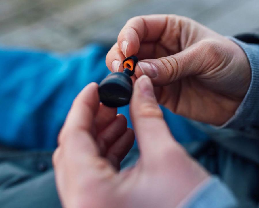 &Eacute;couteurs Beyerdynamic Free Byrd : mise en place de l'embout