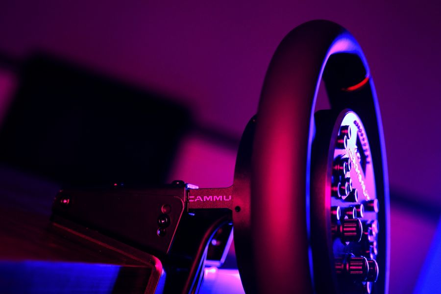 Le volant Direct Drive Cammus C5 offre un couple de 5 Nm.