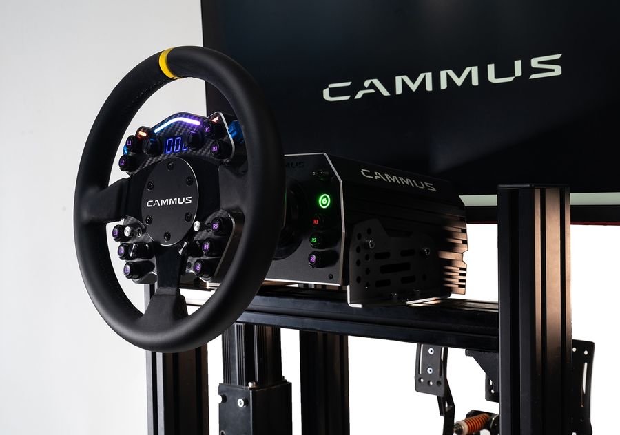 Compatible avec le moteur Direct Drive DDWB15, le volant Cammus GT2 offre des sensations de conduite réalistes. Le volant de simualtion Cammus GT2 est compatible avec le moteur Direct Drive DDWB15.