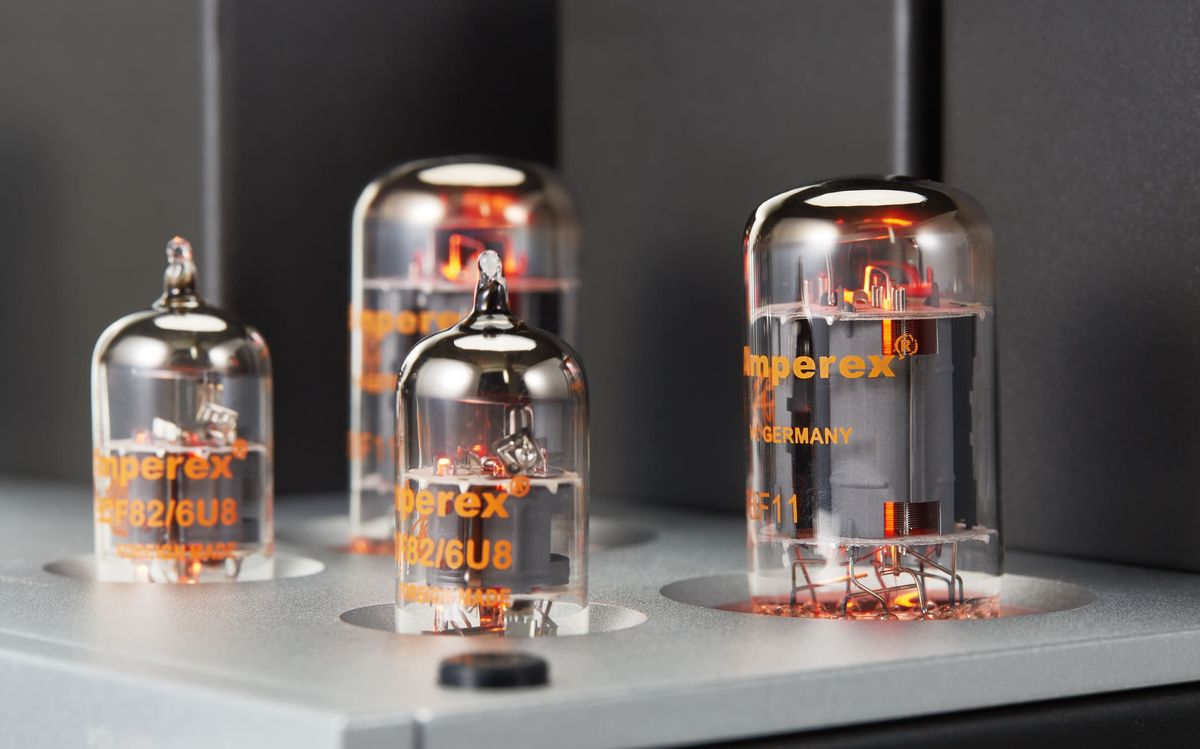 Tubes de l'ampli casque Cayin HA-2A