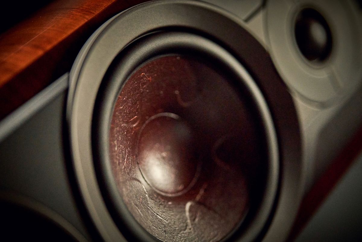 Enceinte colonne DALI Epikore 7