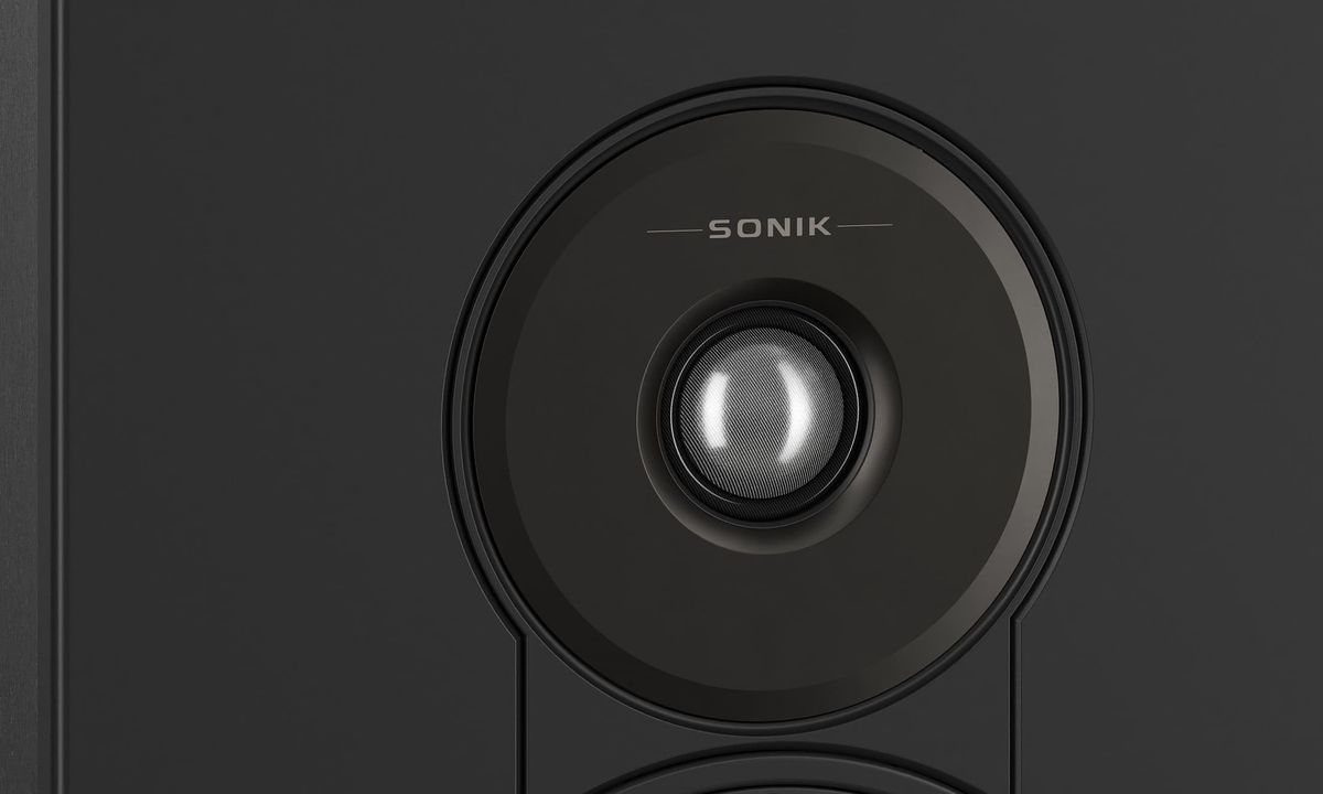Dali Sonik On-Wall