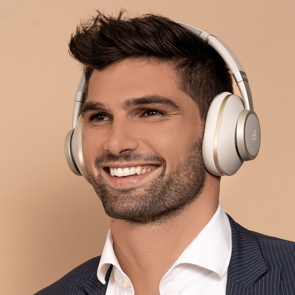 Casque Bluetooth DeeBee dB-Pulse Casque Bluetooth DeeBee dB-Pulse : mise en situation