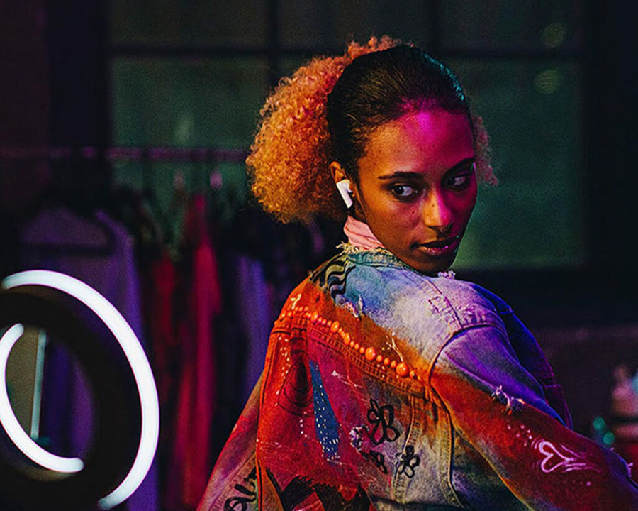 &Eacute;couteurs sans fil Denon AH-C830 : mise en situation 