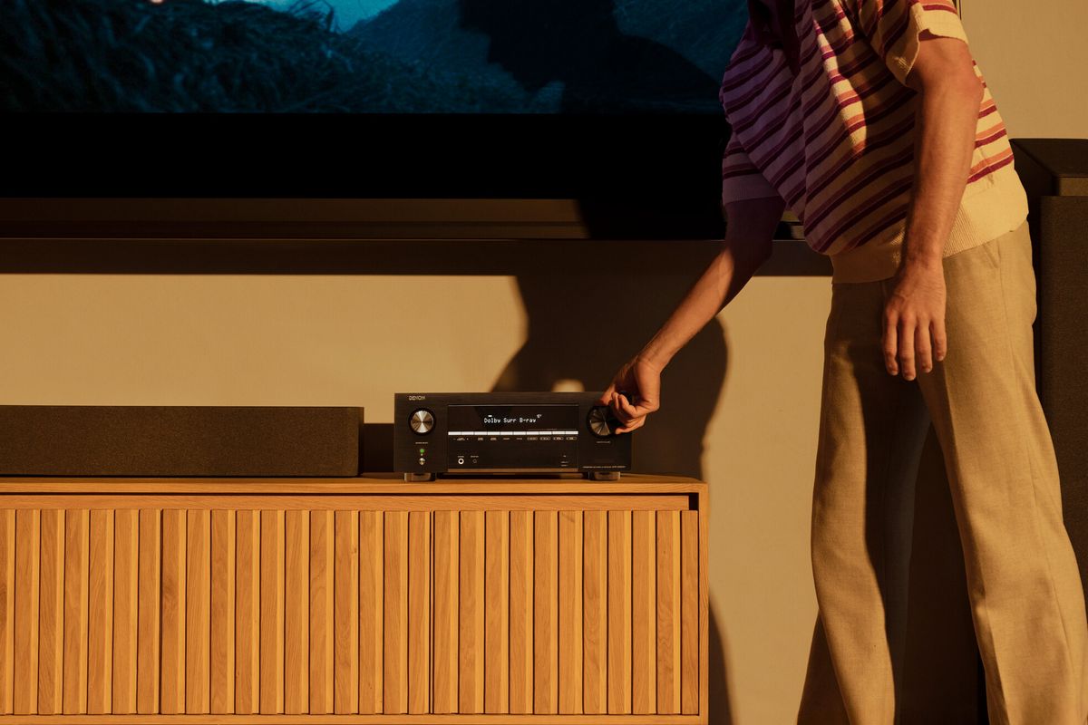  Denon AVC-X3900H 