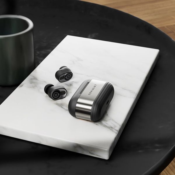 Écouteurs True Wireless Devialet Gemini II Écouteurs True Wireless Devialet Gemini II : mise en situation