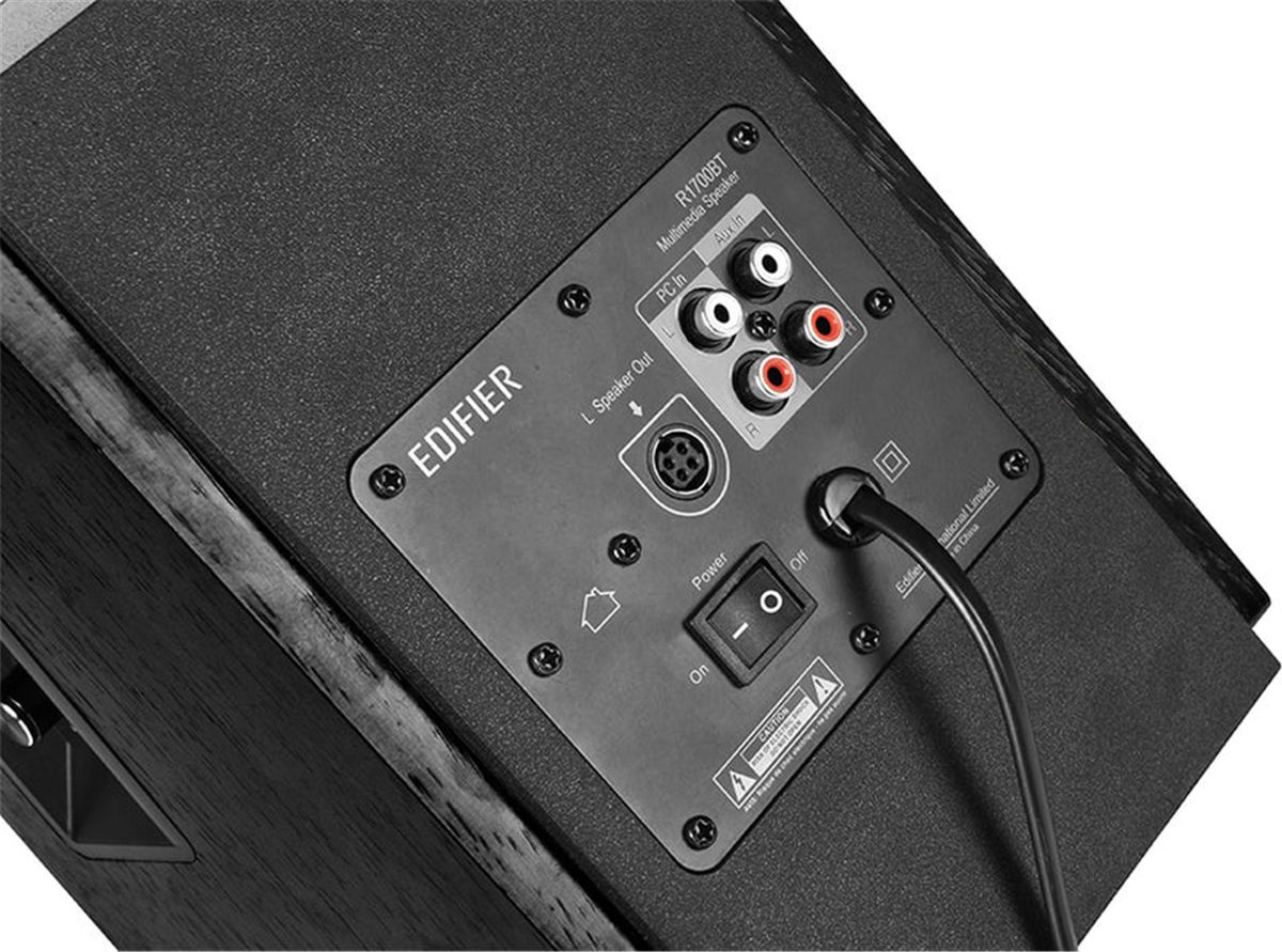 Connectique de l'enceinte Edifier R 1700 BT