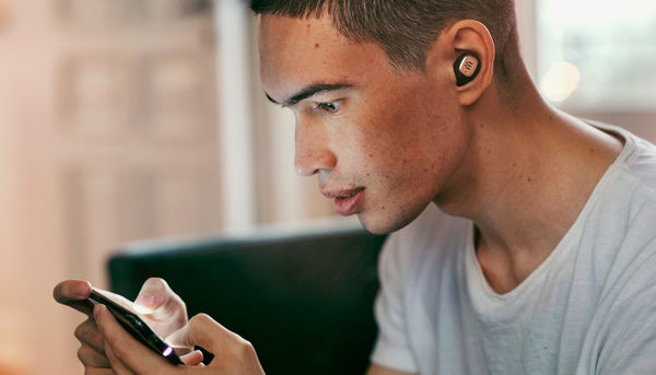 Epos GTW 270 Hybrid lifestyle