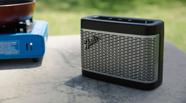 Fender Newport lifestyle