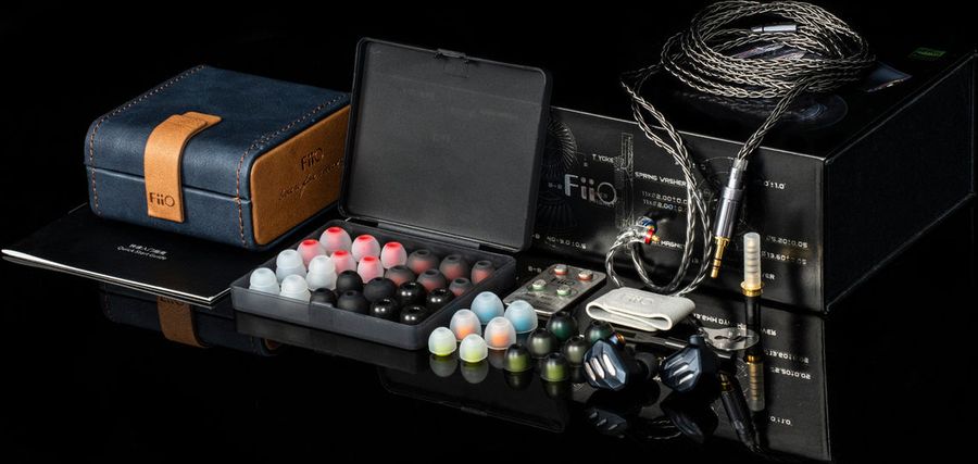 Écouteurs intra-auriculaires FiiO FH7S : mise en situation
