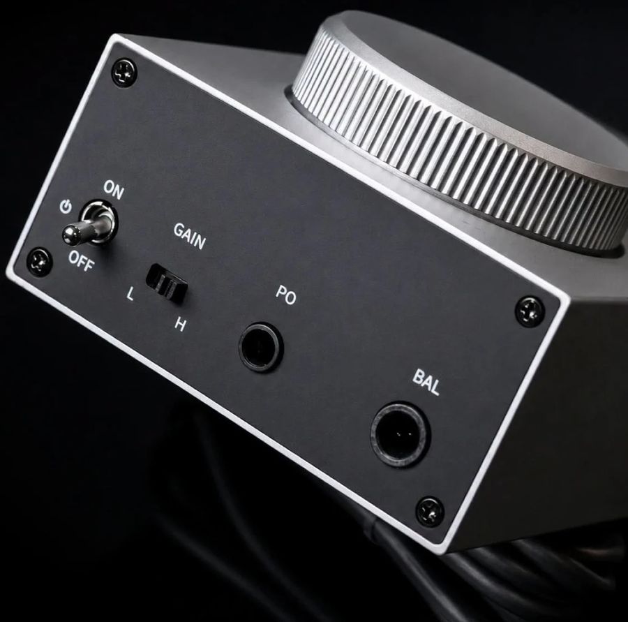 FiiO Jade Audio Gigas 1
