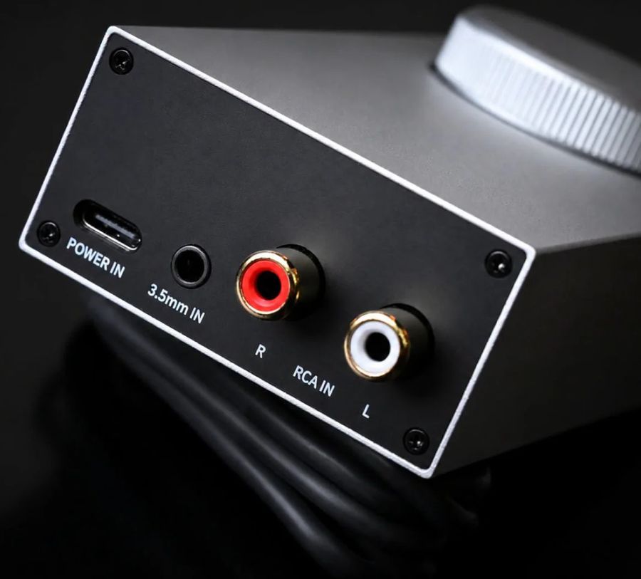FiiO Jade Audio Gigas 1