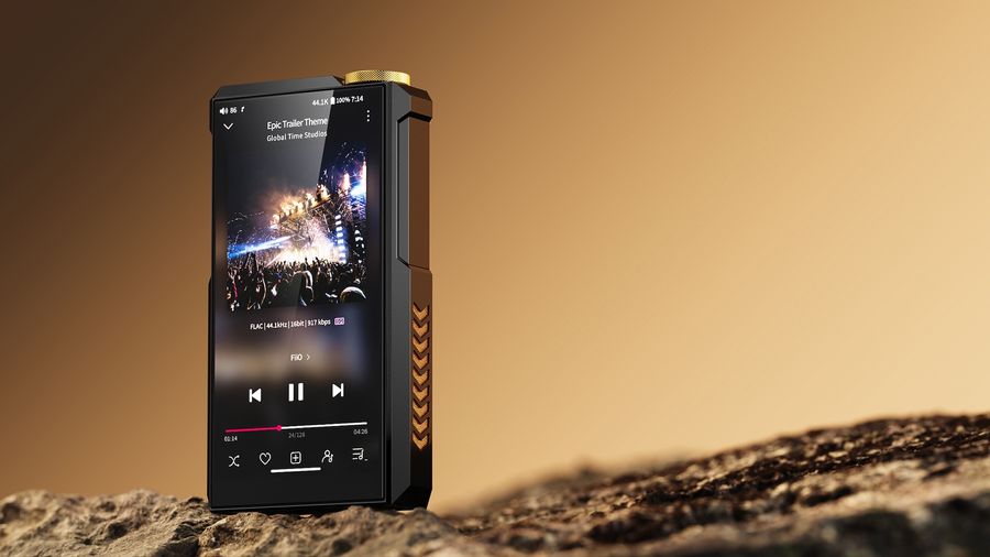 Écran tactile 5,99" du FiiO M27, lisible et fluide pour une navigation intuitive.