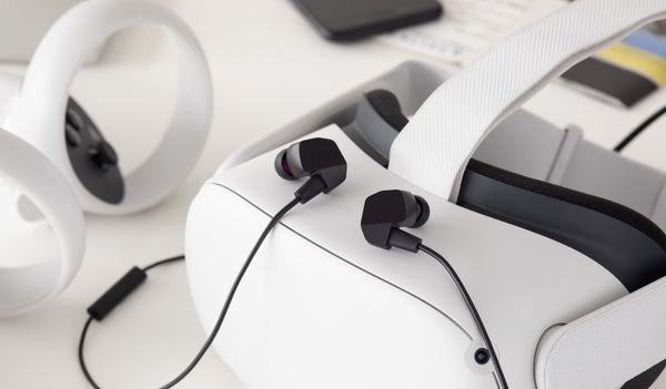 Écouteurs Final Audio VR3000 : mise en situation