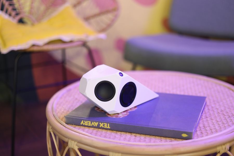 Enceinte Bluetooth French Acoustics Proton V2 Enceinte Bluetooth French Acoustics Proton V2 : mise en situation