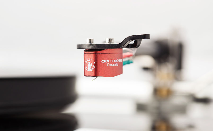 Gold Note MC Donatello Red lifestyle