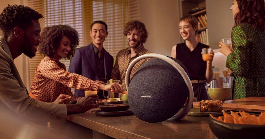 Mise en situation Harman Kardon Onyx Studio 8