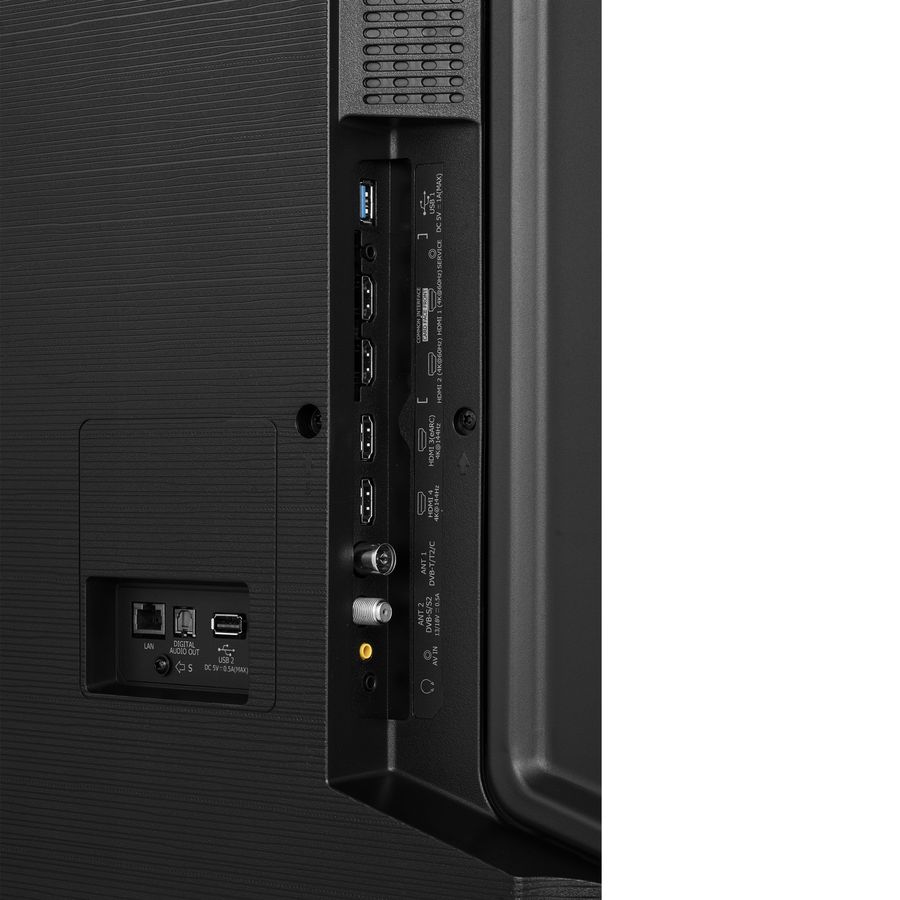 La TV Hisense 75U7NQ dispose de deux ports HDMI 2.1 pour le gaming en 4K à 144 fps