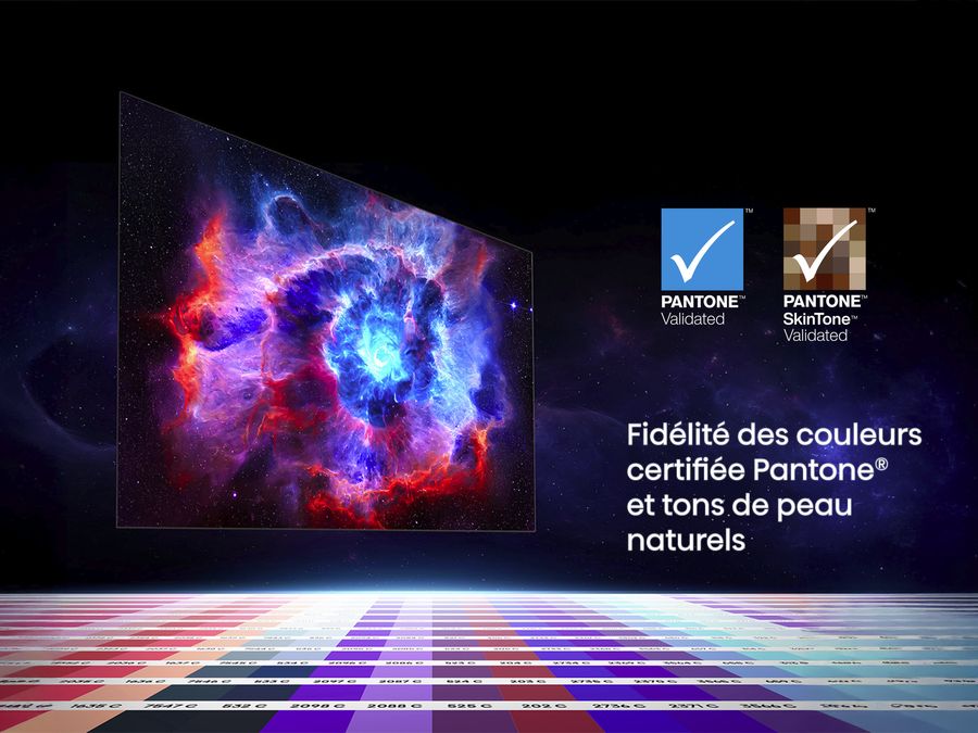Certification Pantone du vidéoprojecteur Hisense L9Q Écran affichant une image colorée et certificats Pantone du vidéoprojecteur 4K ultra courte focale Hisense L9Q.