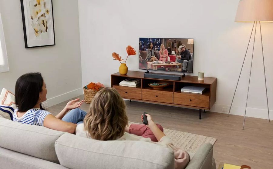 Barre de son JBL Bar 2.0 All-in-one MK2 mise en situation immersion