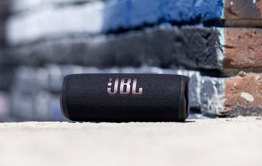 Enceinte Bluetooth JBL Flip 6 Enceinte Bluetooth JBL Flip 6 : mise en situation