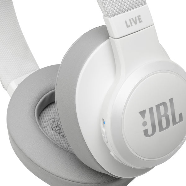 JBL Live 500BT detail