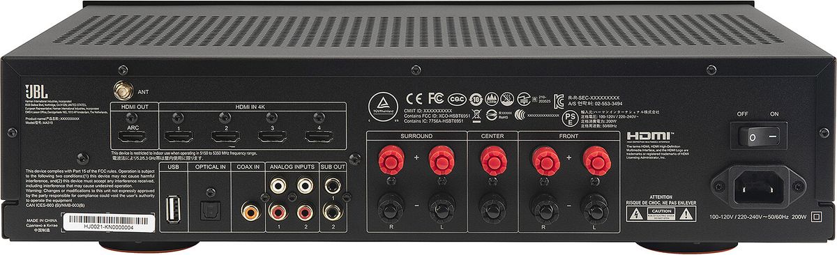 ampli JBL MA310 Connectique de l'ampli JBL MA310