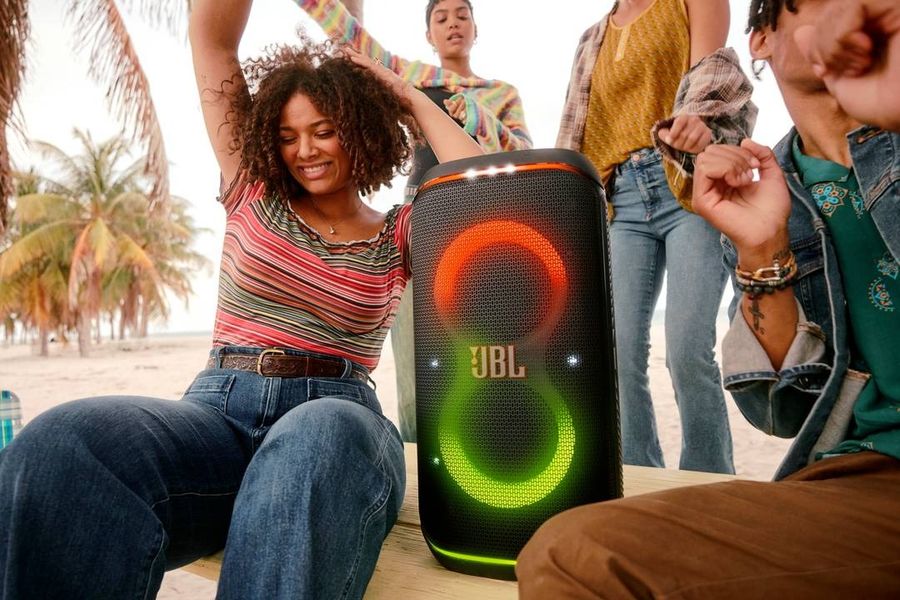Mise en situation enceinte Bluetooth JBL PartyBox Club 120 Mise en situation enceinte Bluetooth JBL PartyBox Club 120