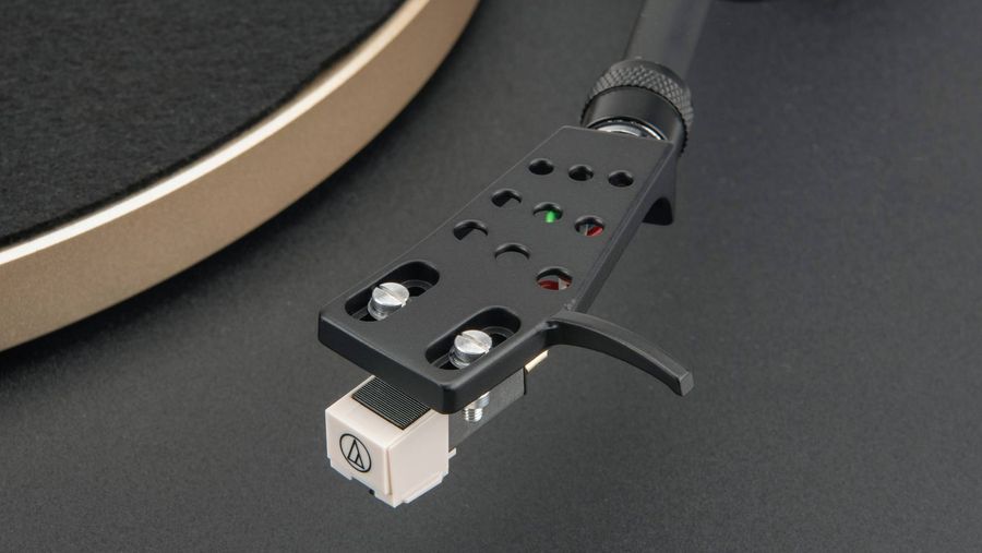 Vue de détail cellule Audio Technica AT3600L