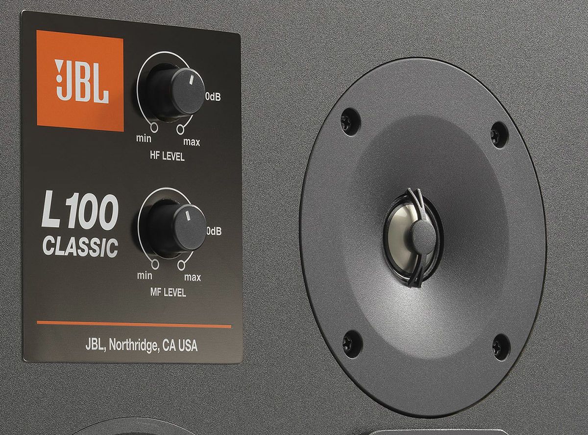 Réglage des aigus et médiums de l'enceinte JBL L100 Classic