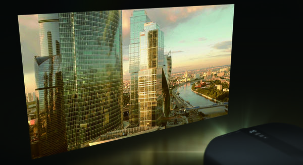 Le vidéoprojecteur 4K Ultra HD JVC DLA-NP5 propose une qualité d'image exceptionnelle