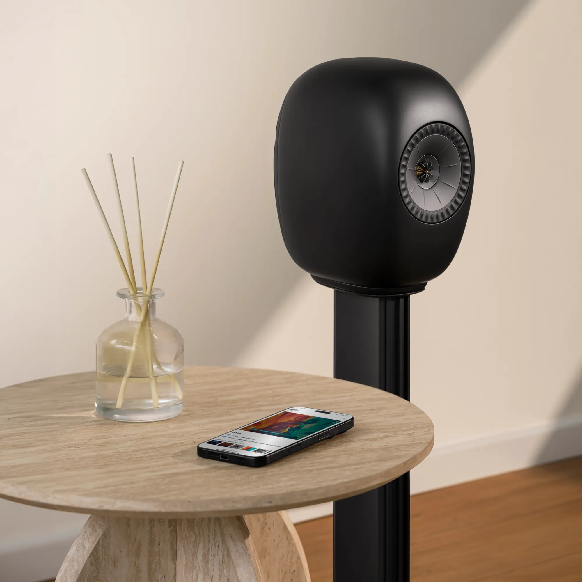KEF S-Luxe