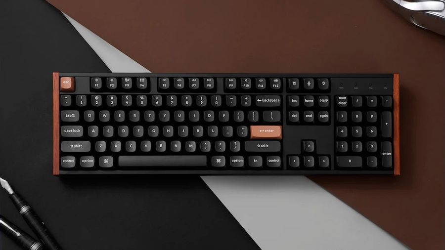 clavier magn&eacute;tique sans fil Keychron K10 HE pleine taille avec switches magn&eacute;tiques Gateron Nebula.