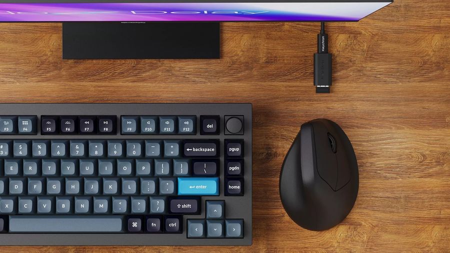Souris ergonomique Keychron M5 8K Wireless avec connexions 2,4 GHz, Bluetooth 5.3 et USB-C.