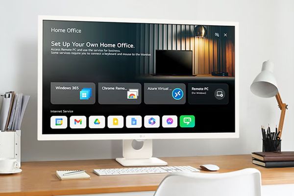Le moniteur LG MyView Smart Monitor 27SR50F-W peut être utilisé sans PC grâce à WebOS 22.
