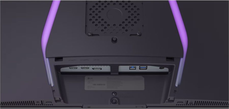 Moniteur gaming LG UltraGear 32GX870A-B avec ports DisplayPort 2.1, HDMI 2.1, USB-C 90 W et audio DTS Virtual:X.