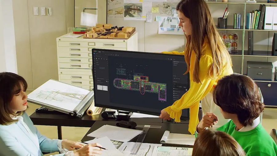 Moniteur LG Ergo UltraFine 32UN880K-B 32" UHD 4K avec support articulé ergonomique