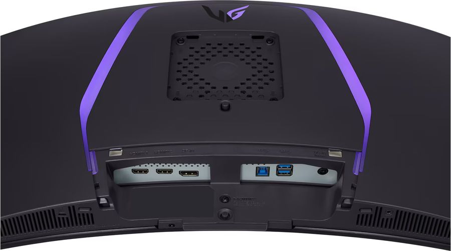 En plus des ports HDMI et DisplayPort, l'écran gamer ultralarge LG UltraGear OLED 34GS95QE-B dispose d'un hub USB 3.0.