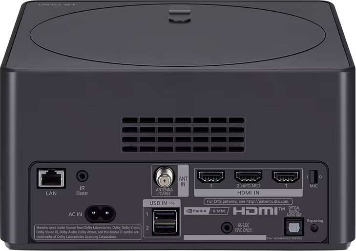 Afin de déporter l'installation, le boîtier Zero Connect transmet sans fil les images aux grand téléviseur LG OLED65M4. Le boîtier Zero Connect permet de déporter son installation et de transmettre l'image au grand téléviseur LG OLED65M4 sans fil !