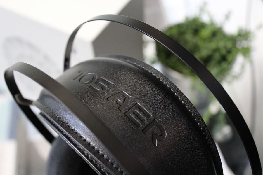 Casque hi-fi Meze 105 AER : mise en situation
