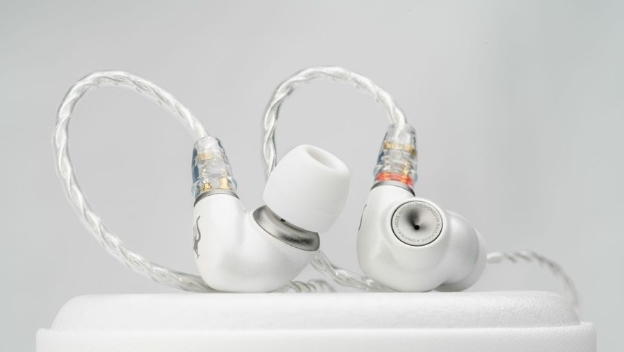 Écouteurs intra-auriculaires Meze Alba : mise en situation